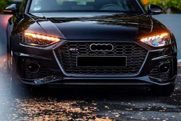 Audi A4 2019 - 2022 độ body kit mẫu RS4