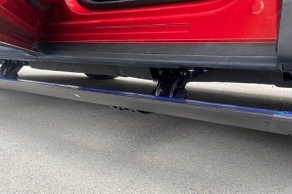 BỆ BƯỚC CHÂN FORD EVEREST