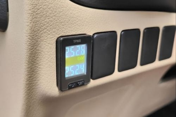 CẢM BIẾN ÁP SUẤT LỐP TOYOTA VIOS