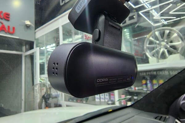 Camera hành trình cho Honda City: Nên lắp loại nào tốt, bền?