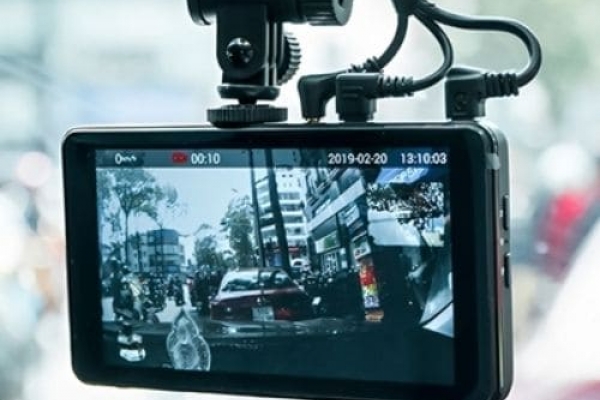 CAMERA HÀNH TRÌNH TRƯỚC VÀ TRONG XE