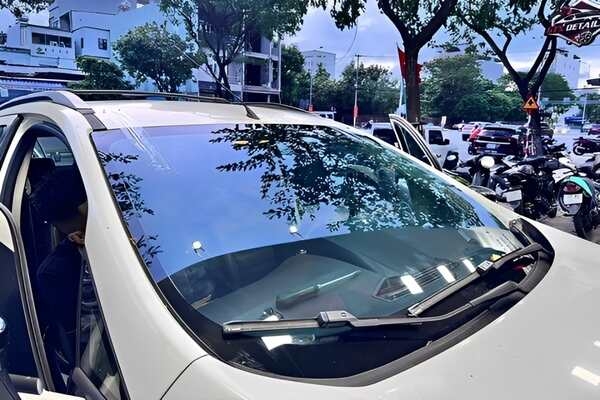 Dịch vụ thay kính ô tô tại Đà Nẵng chính hãng, nhanh chóng