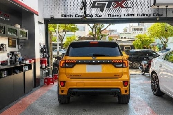 Ford Everest độ Body kit