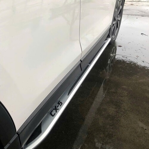 BỆ BƯỚC CHÂN CX5