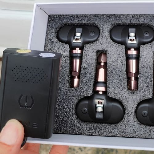 CẢM BIẾN ÁP SUẤT LỐP OUTLANDER