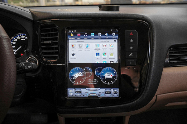 Cấu hình và tiện ích vượt trội của màn hình Tesla cho Outlander