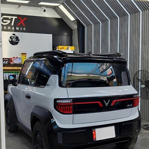 ĐÈN HẬU VF3