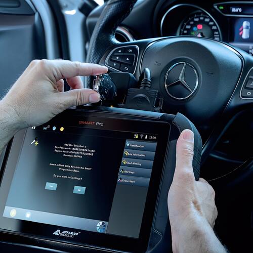 Mercedes coding mở các tính năng hay cho dòng xe Merc