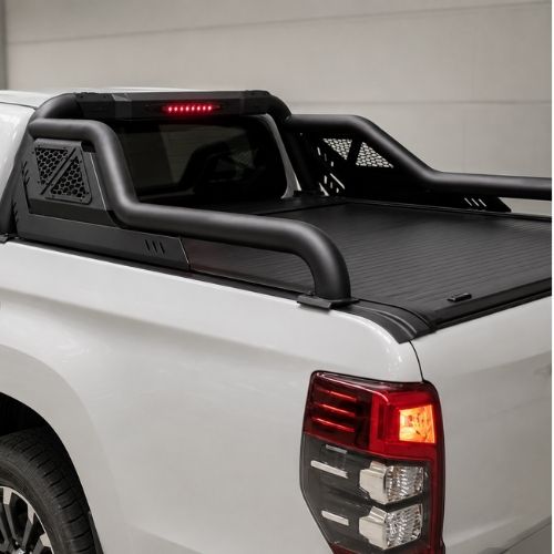 VAI THỂ THAO MITSUBISHI TRITON