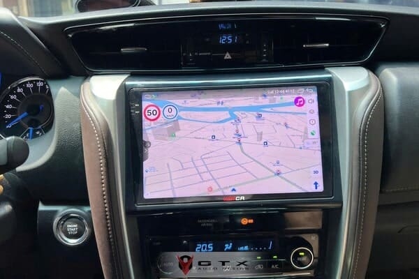 Top 5 màn hình Android cho xe Toyota Altis giá tốt đáng mua