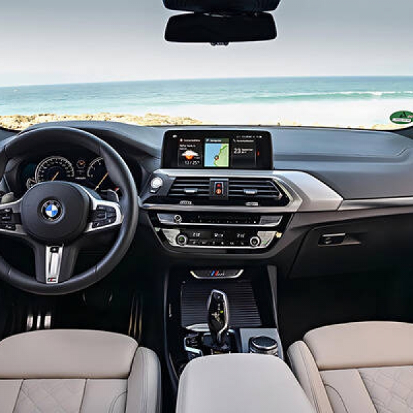Phụ kiện BMW chính hãng - Nâng tầm đẳng cấp cho xế cưng của bạn