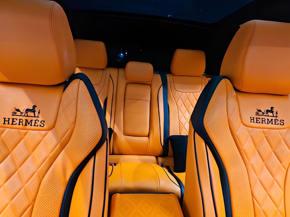 Bọc ghế da thêu họa tiết Hermes