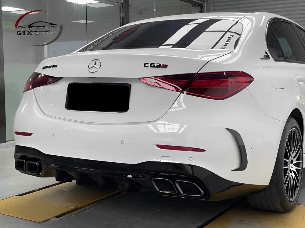 Body kit C63 cho C-class 2022