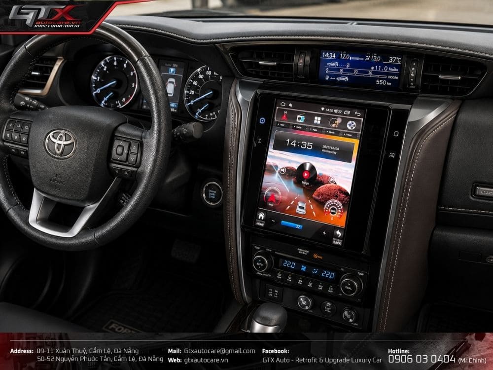 Dịch vụ lắp màn hình Tesla cho Fortuner