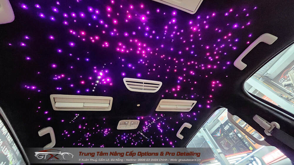Độ trần sao màu tím sang trọng