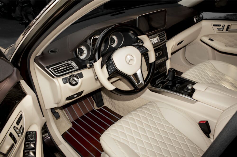 Đổi màu nội thất Mercedes E200 màu be sang trọng