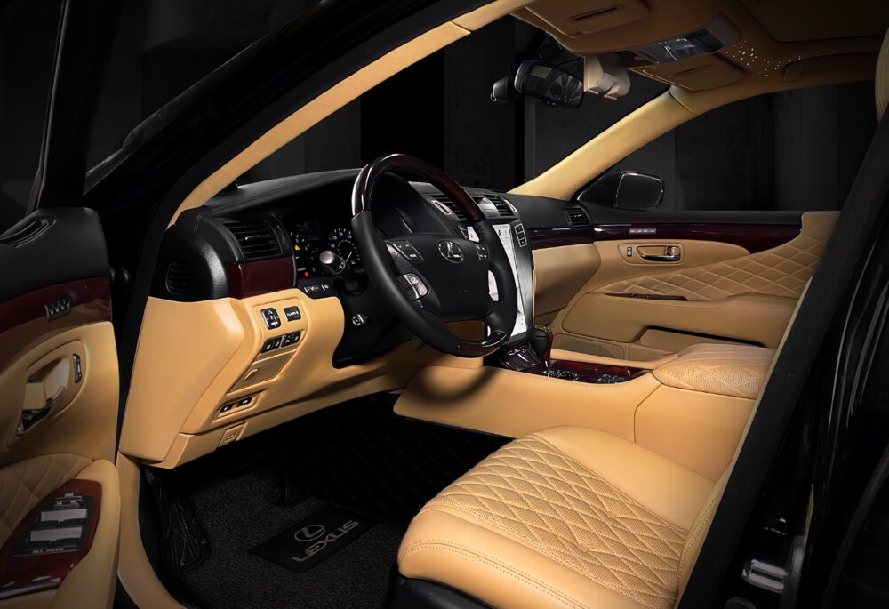 Đổi màu nội thất Lexus nguyên con