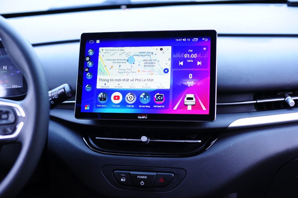 Màn hình ô tô Fortuner Android