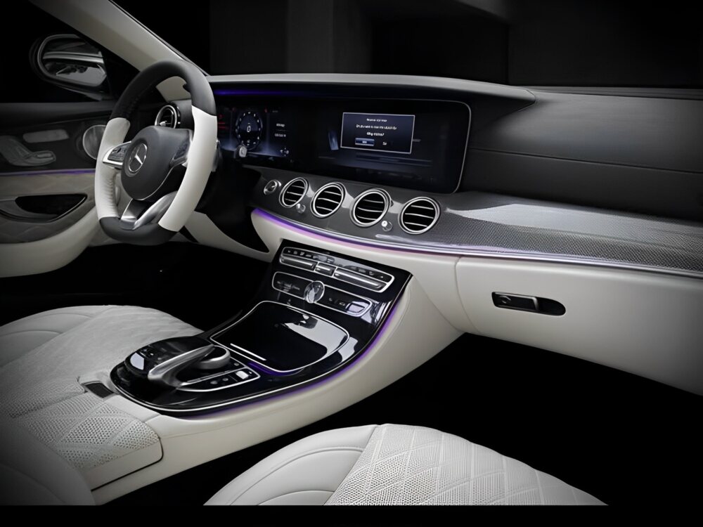 Mercedes C300 viền led