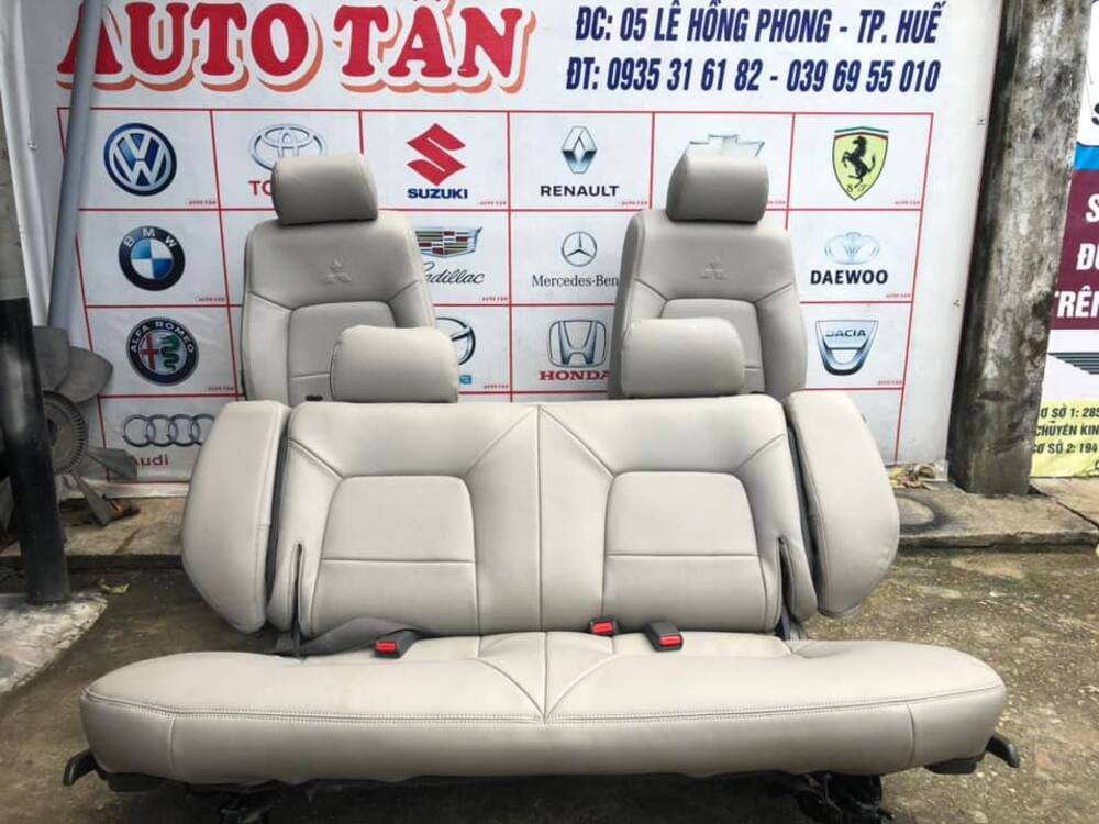 Nội thất ô tô Tân Huế