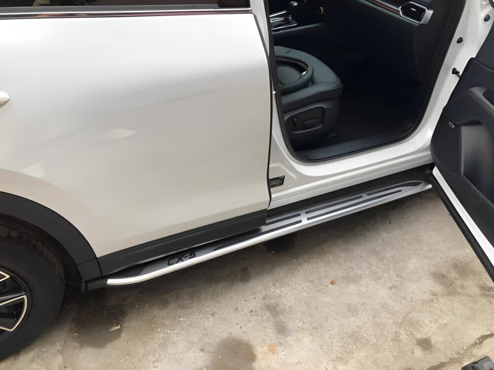 Tác dụng của bệ bước chân CX5