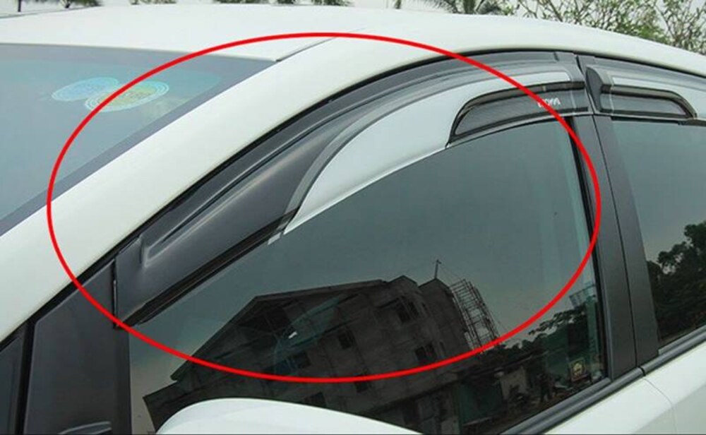 Vè che mưa giúp tăng tính thẩm mỹ cho xe