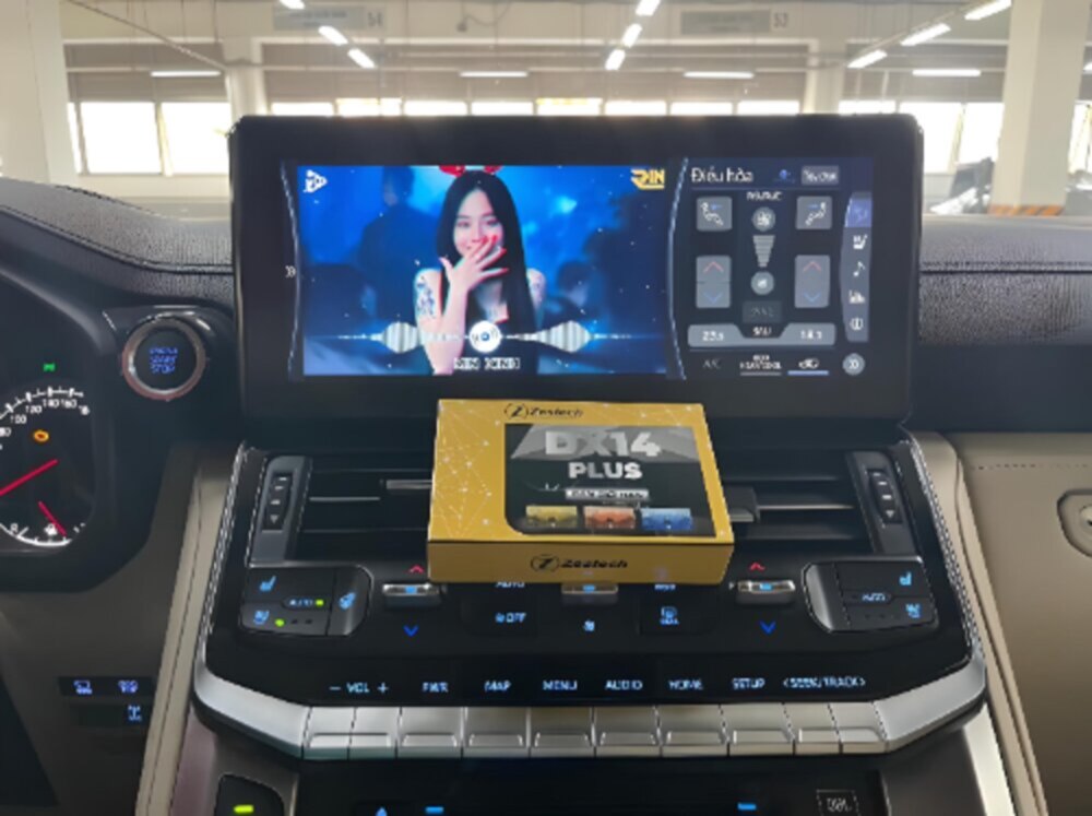 Android Box Zestech tích hợp tính năng giải trí đa nhiệm