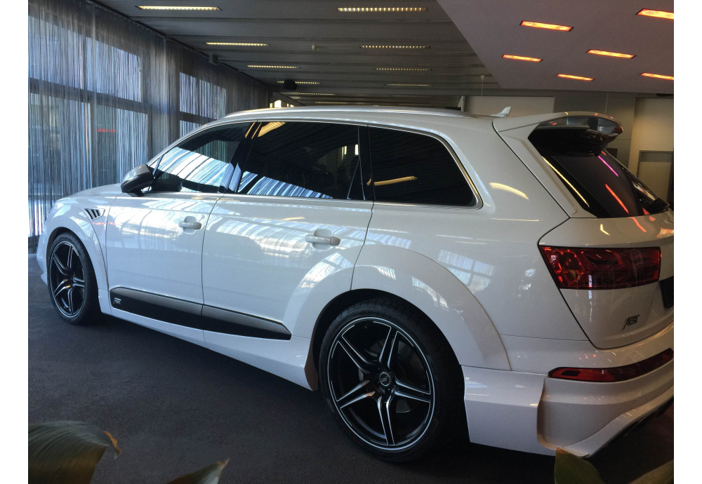 Audi Q7 độ body kit mẫu AERO 1