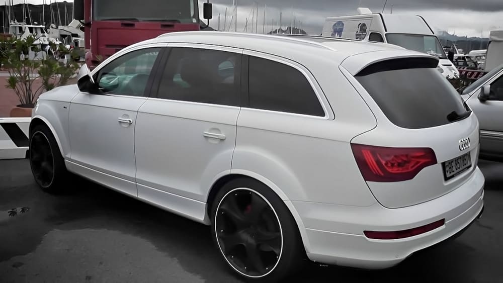 Audi Q7 độ body kit mẫu JC