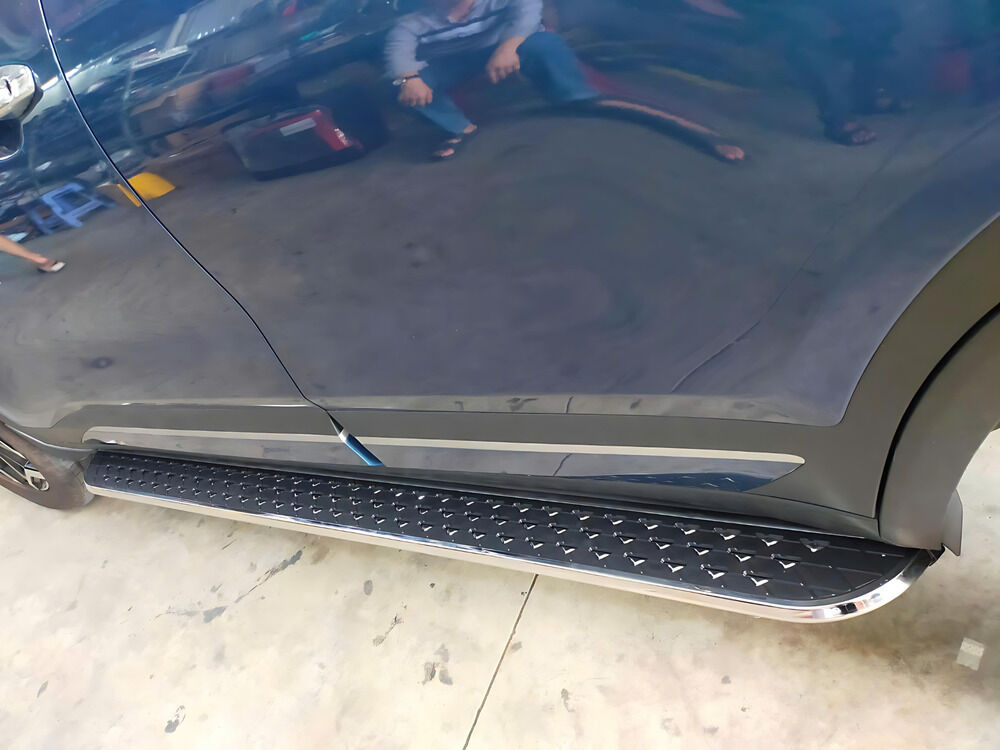 Bậc lên xuống xe Xpander nâng cao tính thẩm mỹ