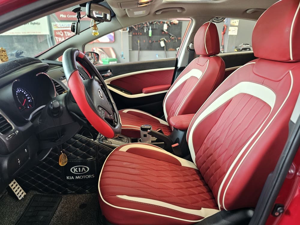 Bàn giao và phổ biến chính sách cho khách hàng