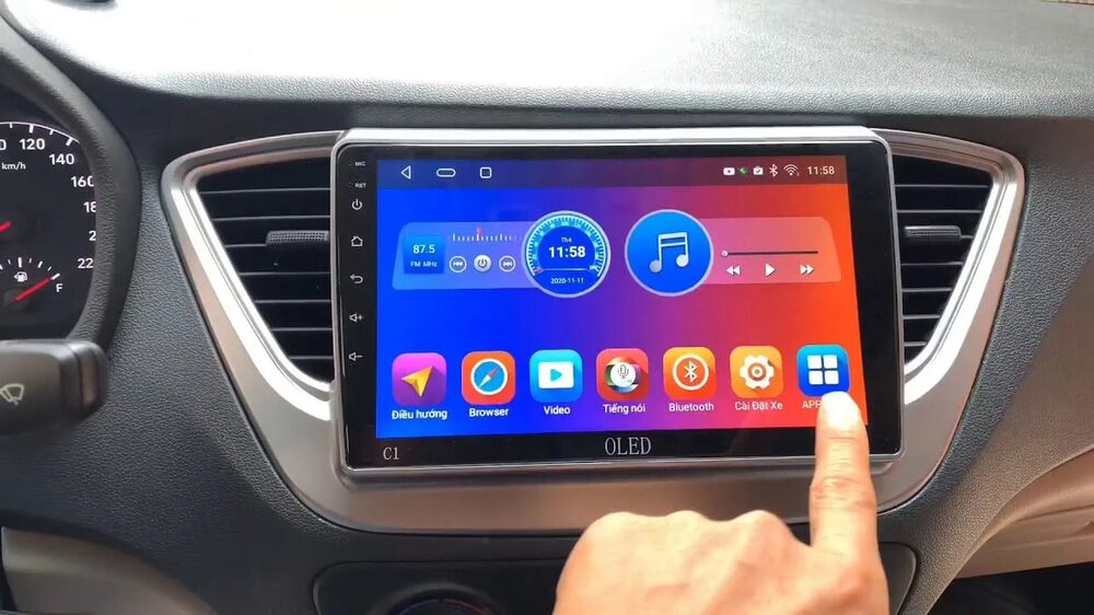 Bảng giá màn hình Oled xe ô tô mới nhất hiện nay