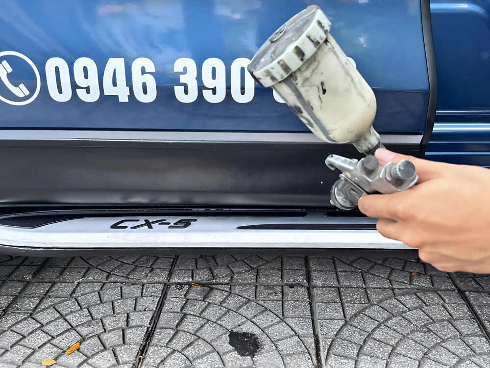 Bảo dưỡng xe để tránh trường hợp lệch màu do nhựa kém chất lượng