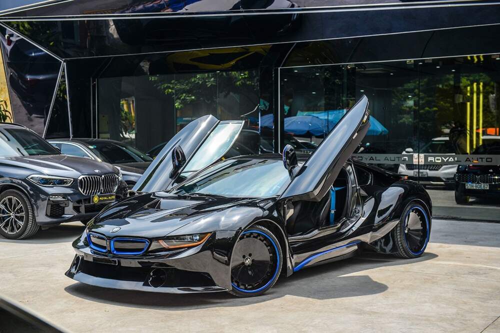 BMW i8 2024 độ Widebody