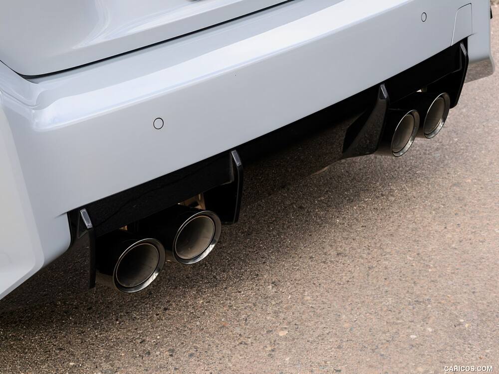 BMW M2 độ pô thể thao BMW M2 độ pô thể thao
