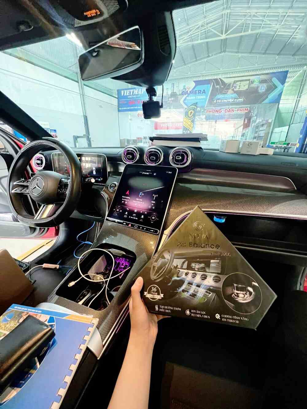 Bộ khuếch tán nước hoa C300