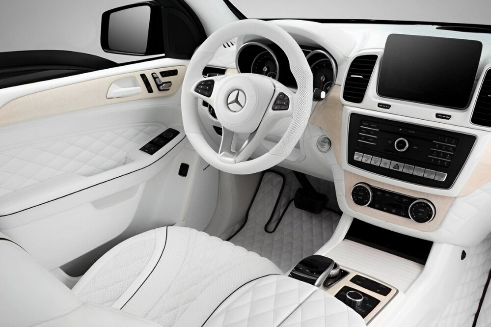 Bọc da cho vô lăng Mercedes độc đáo