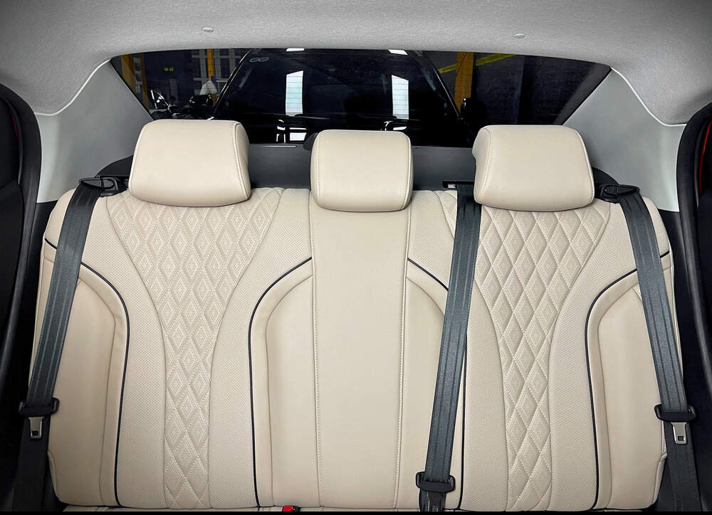Bọc da ghế cho nội thất Mazda 2