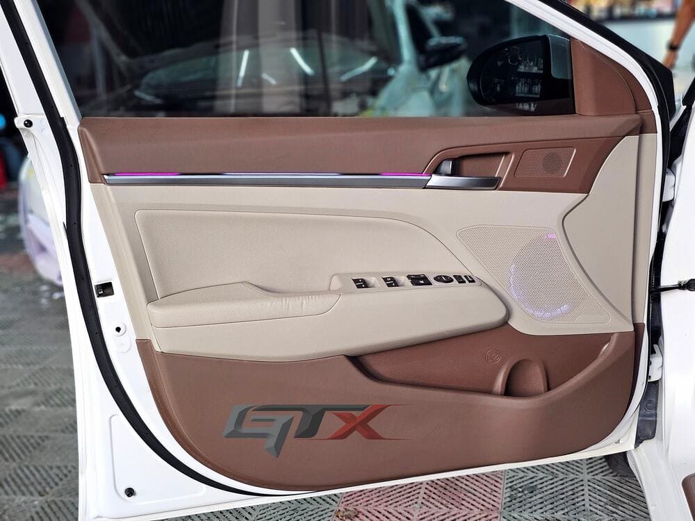 Bọc da tapi cửa xe ô tô