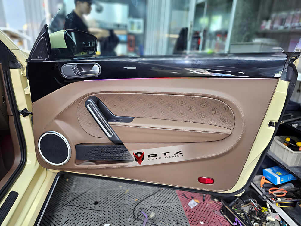 Bọc da tappi cửa cho xe Volkswagen