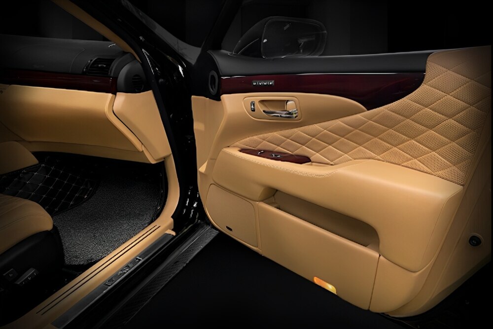 Bọc da từng chi tiết xe Lexus