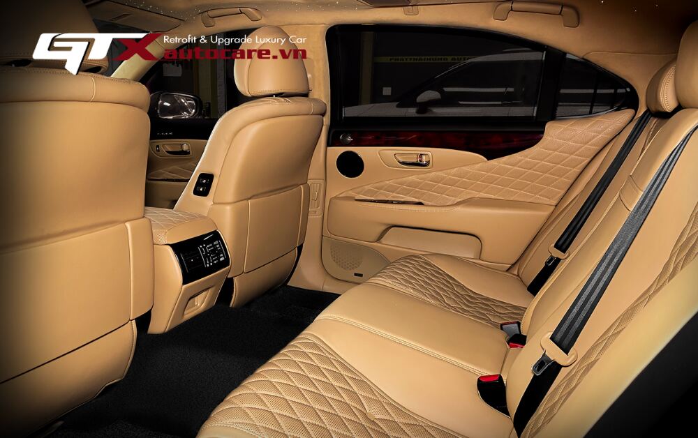 Bọc ghế da Nappa cho nội thất Lexus 570
