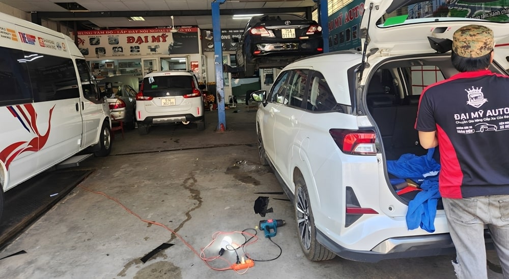 Showroom Nội Thất Ô Tô Đại Mỹ