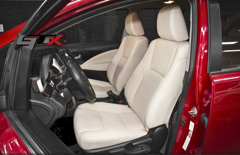 Bọc ghế da ô tô Innova 