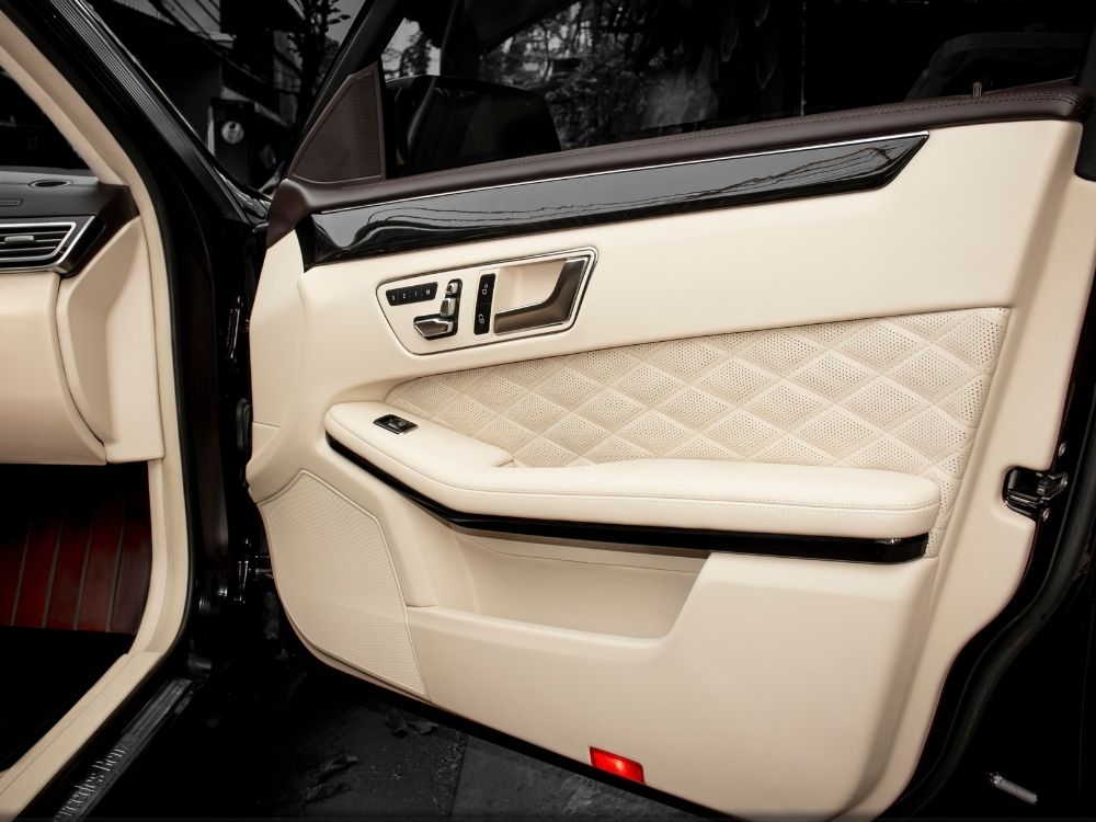Bọc Tappi cửa C200   