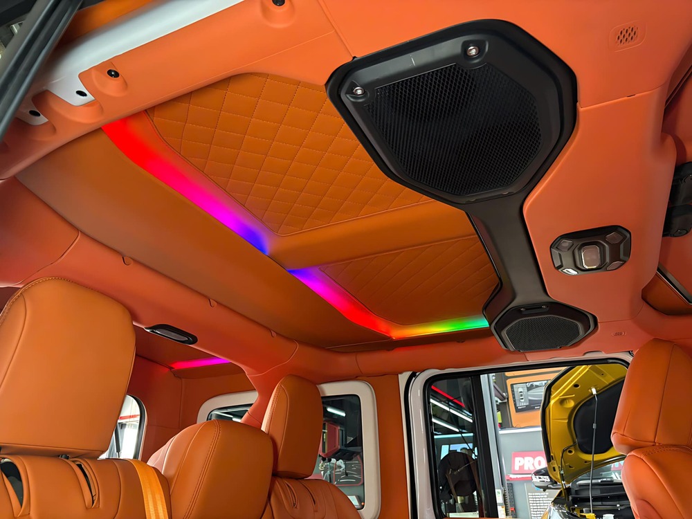 Bọc trần da cho xe Jeep Wrangler