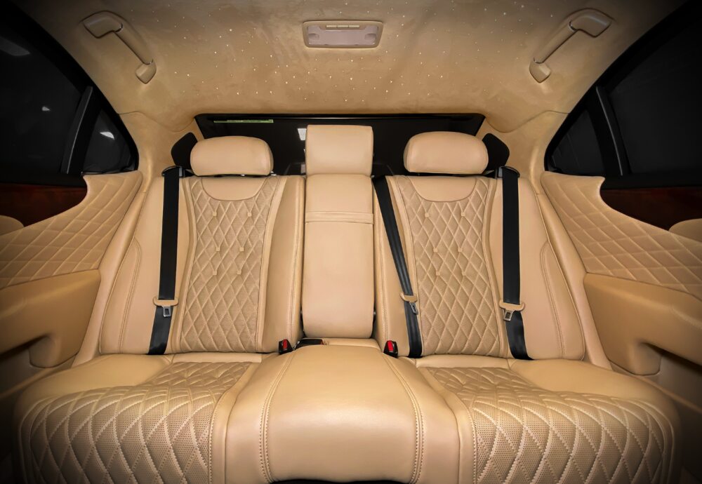 Bọc trần sao nội thất Lexus 