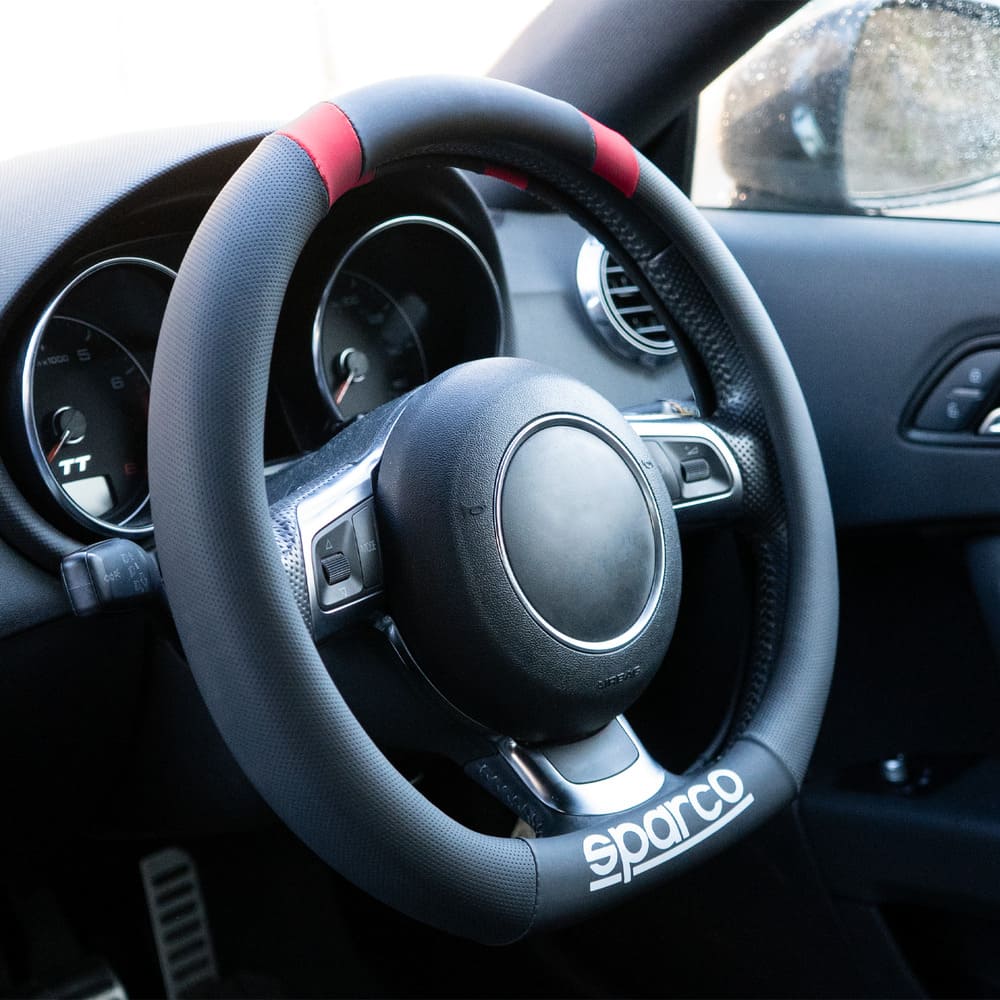 Bọc vô lăng Sparco