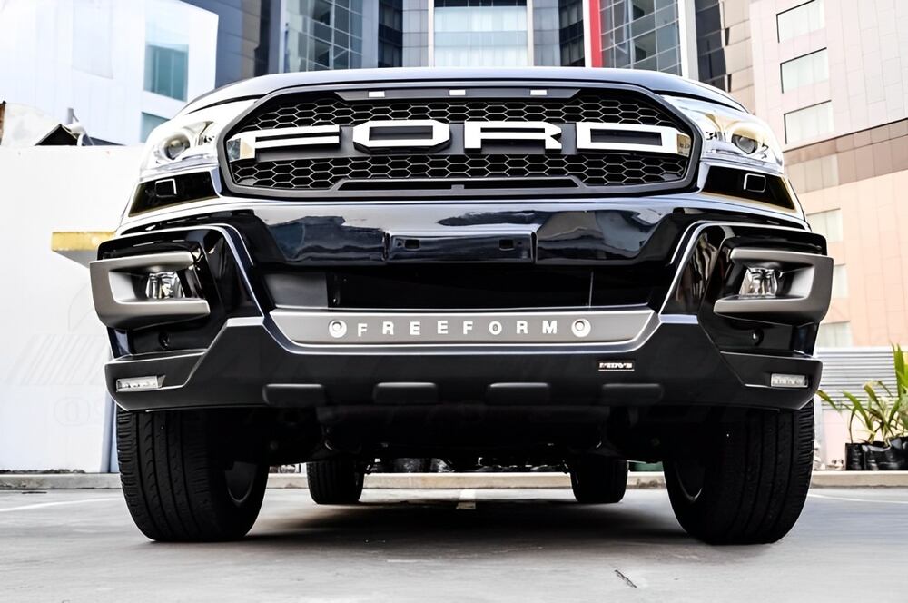 Độ bodykit con xe ford everest 2019