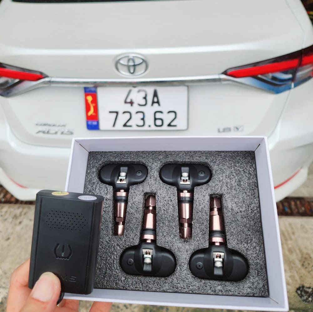 Cách cài đặt cảm biến áp suất lốp van trong